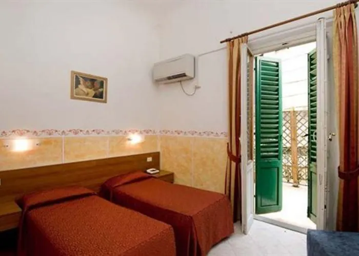 Palazzuolo Отель 2*